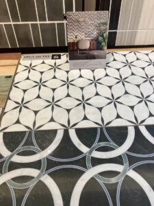 新作タイル(Opus Sectile)